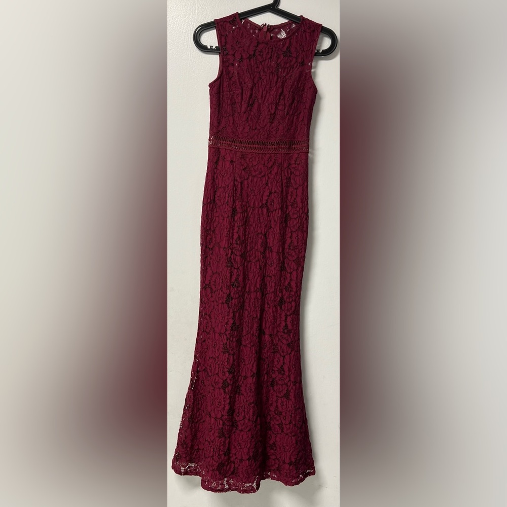 XS Burgundy Lace Lulus Maxi Dress